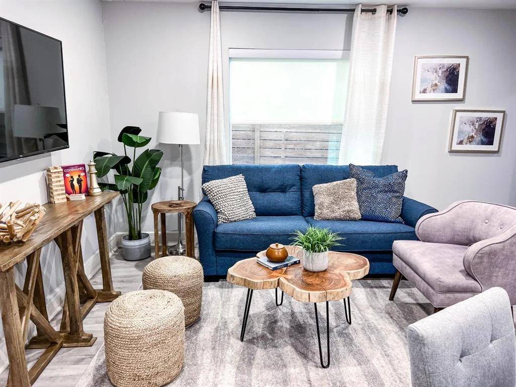 1415 Bennett Avenue, Dallas, TX 75206