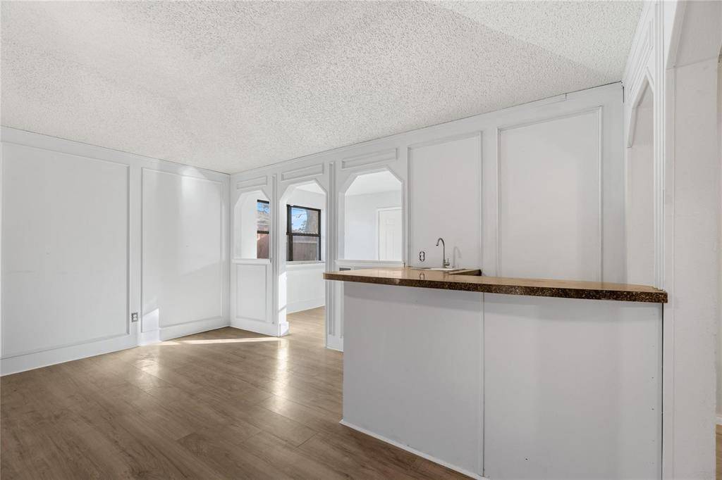 6930 Thornwood Drive, Dallas, TX 75227