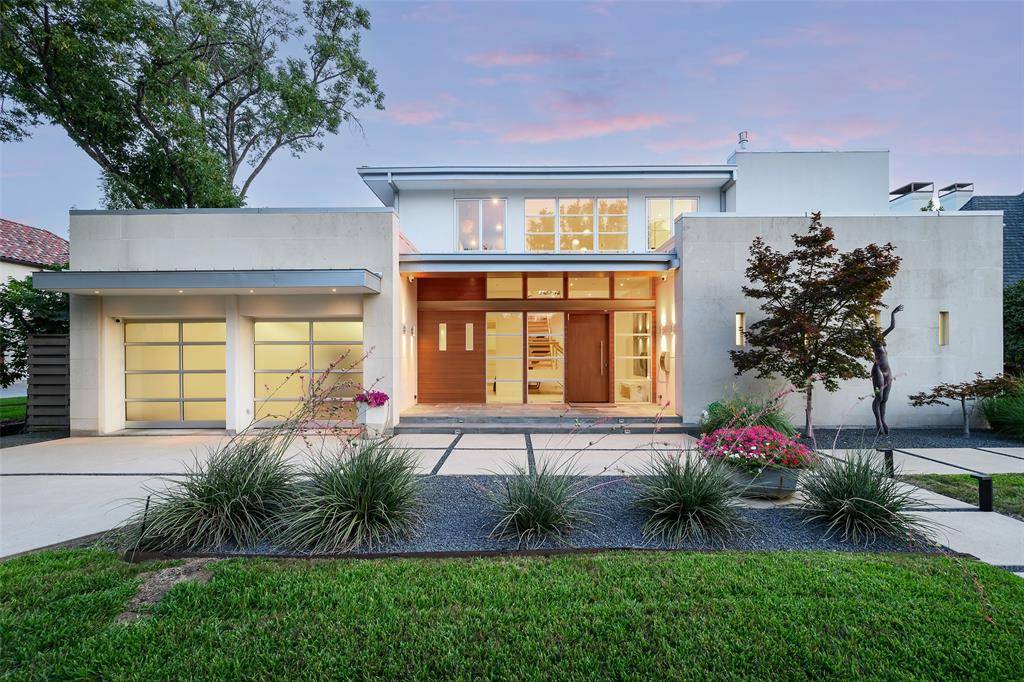 6446 Prestonshire Lane, Dallas, TX 75225