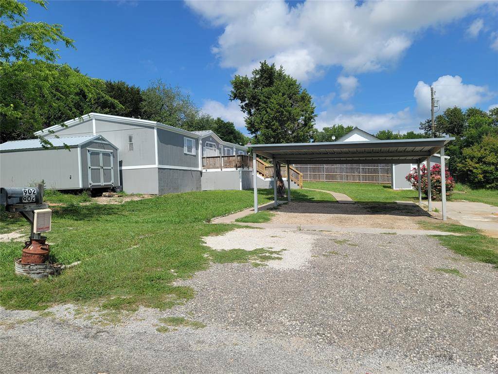 902 DEVILS RIVER Drive, Granbury, TX 76048