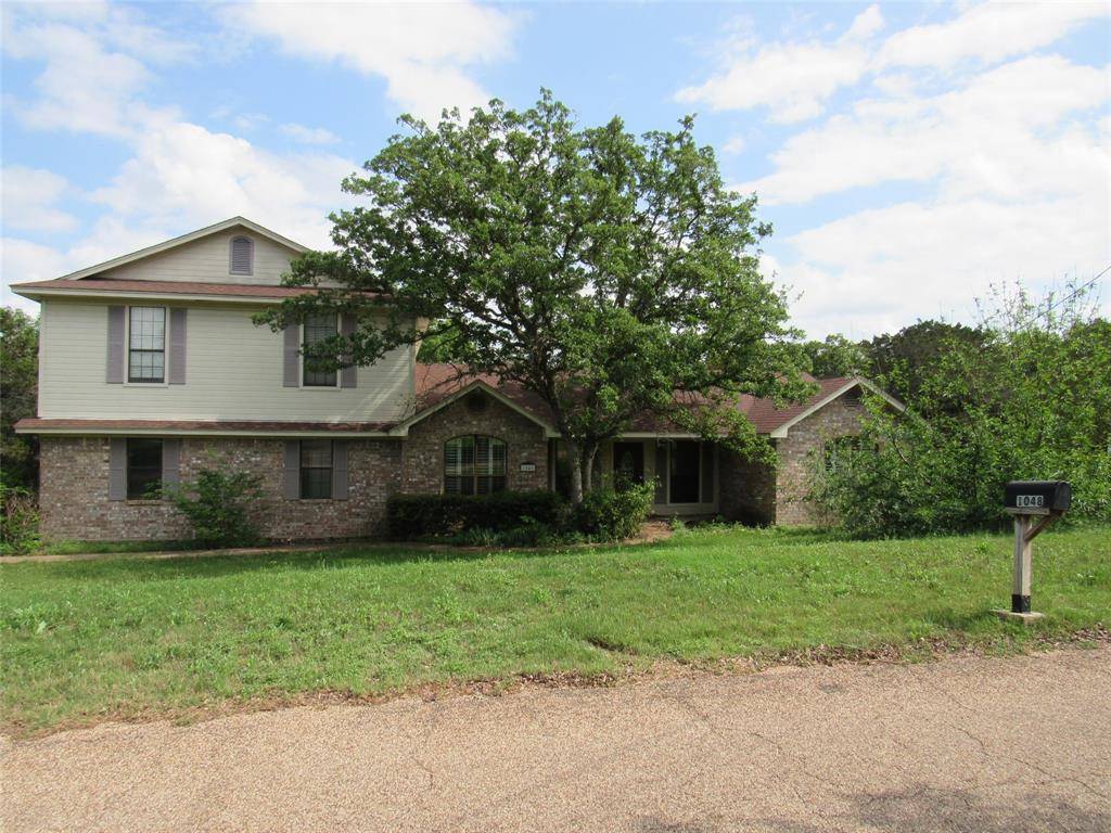 1048 Eagle Canyon Drive, China Spring, TX 76633