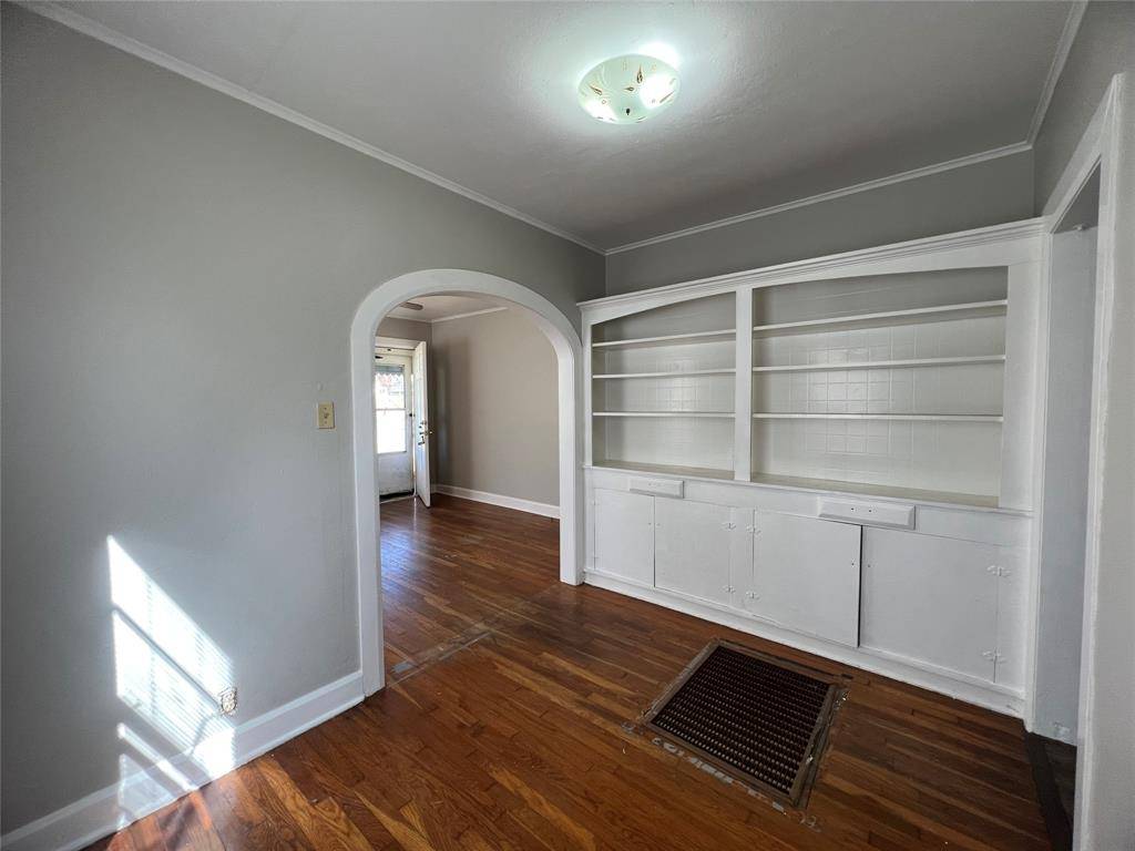 215 E Rutherford Street, Shreveport, LA 71104