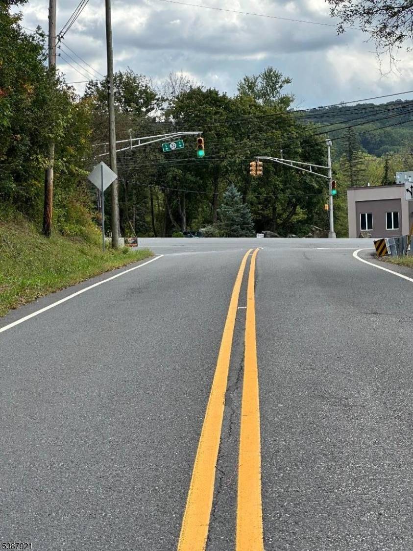 218 State Route 31, Hampton Boro, NJ 08827