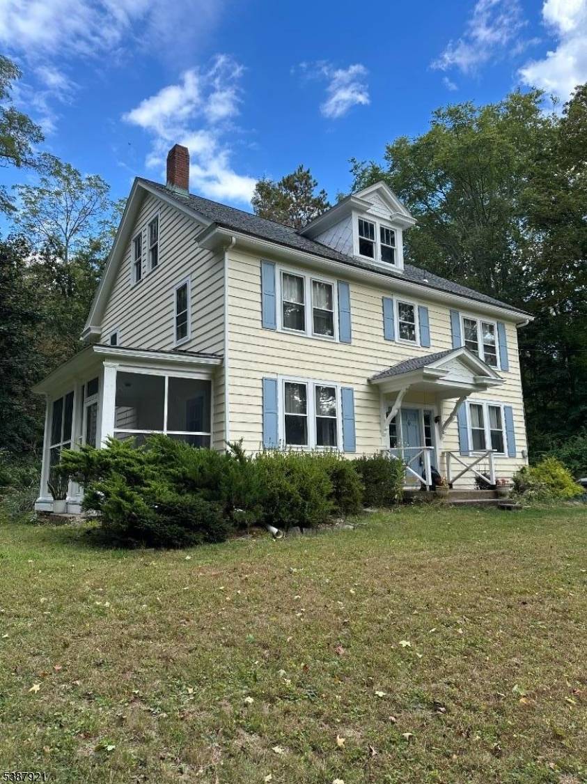 218 State Route 31, Hampton Boro, NJ 08827