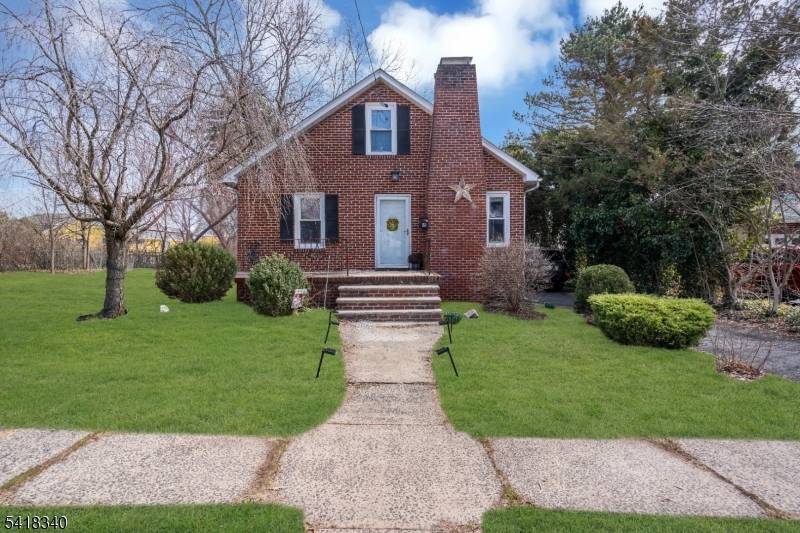 180 N Gaston Ave, Somerville Boro, NJ 08876