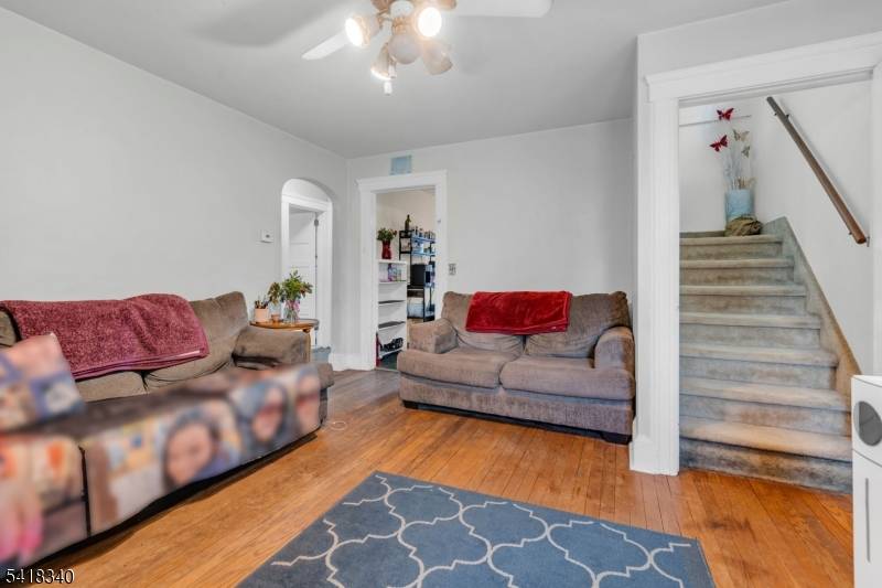 180 N Gaston Ave, Somerville Boro, NJ 08876