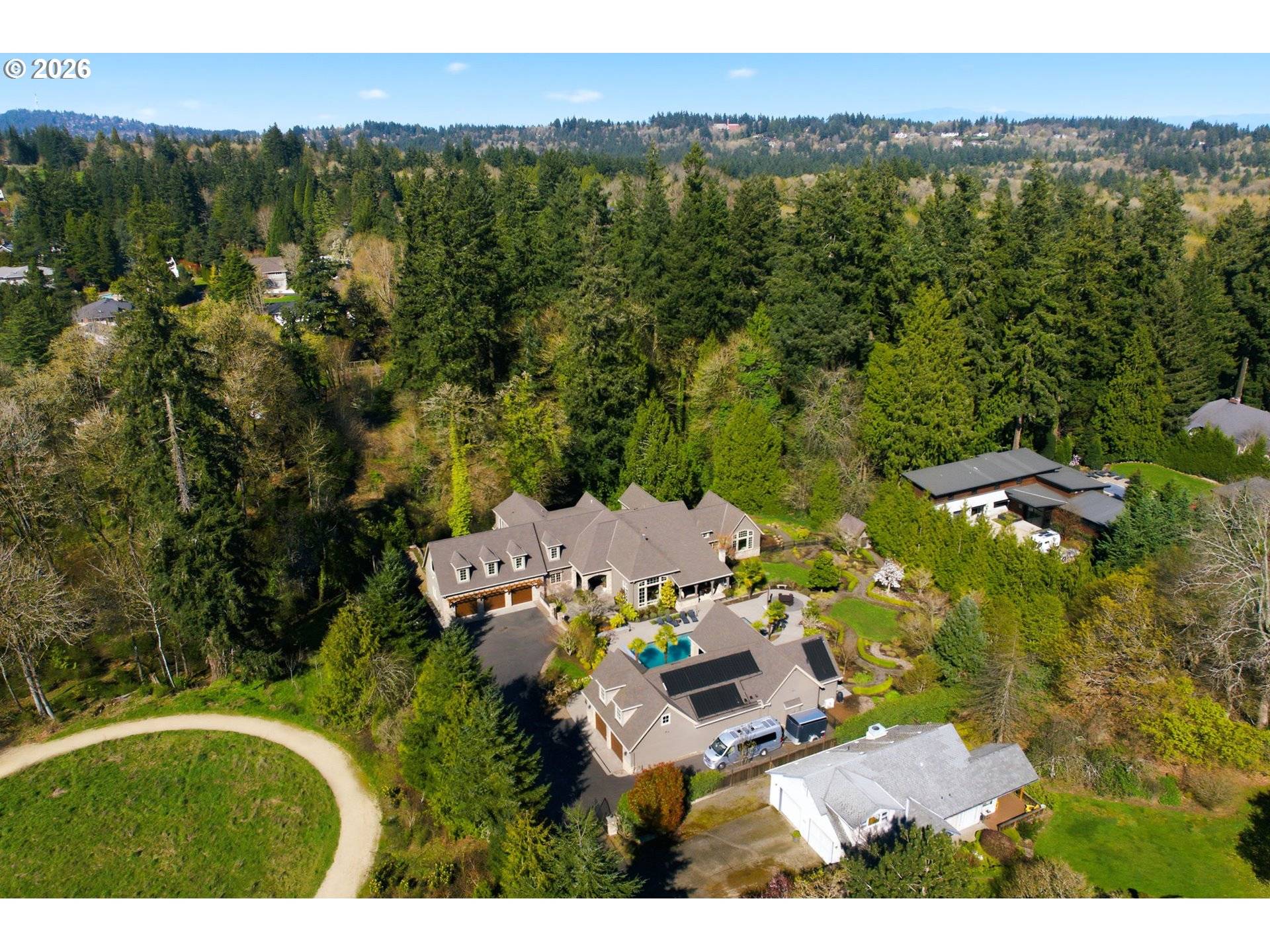 951 ATWATER RD, Lake Oswego, OR 97034