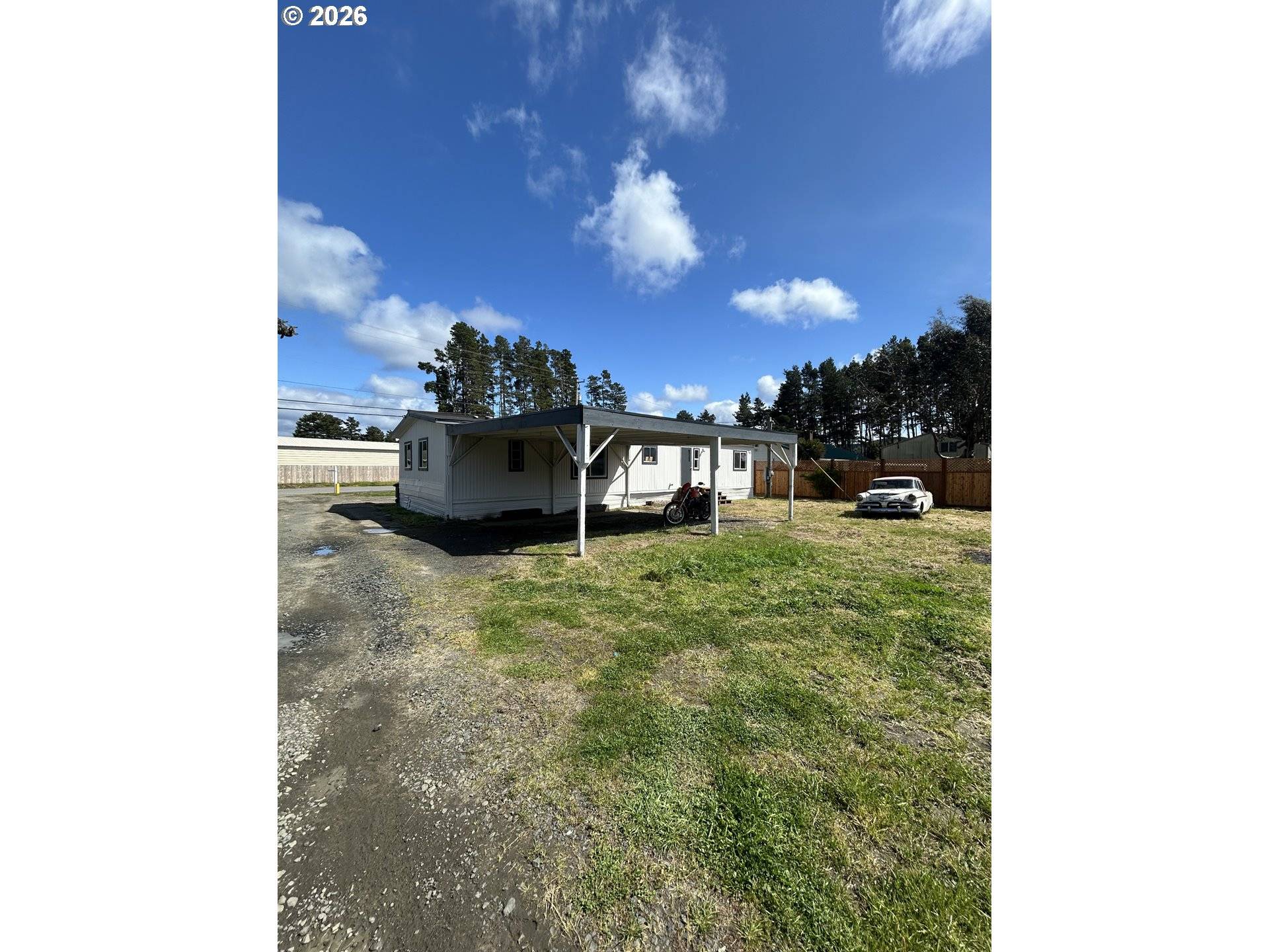 355 N 8TH ST, Lakeside, OR 97449