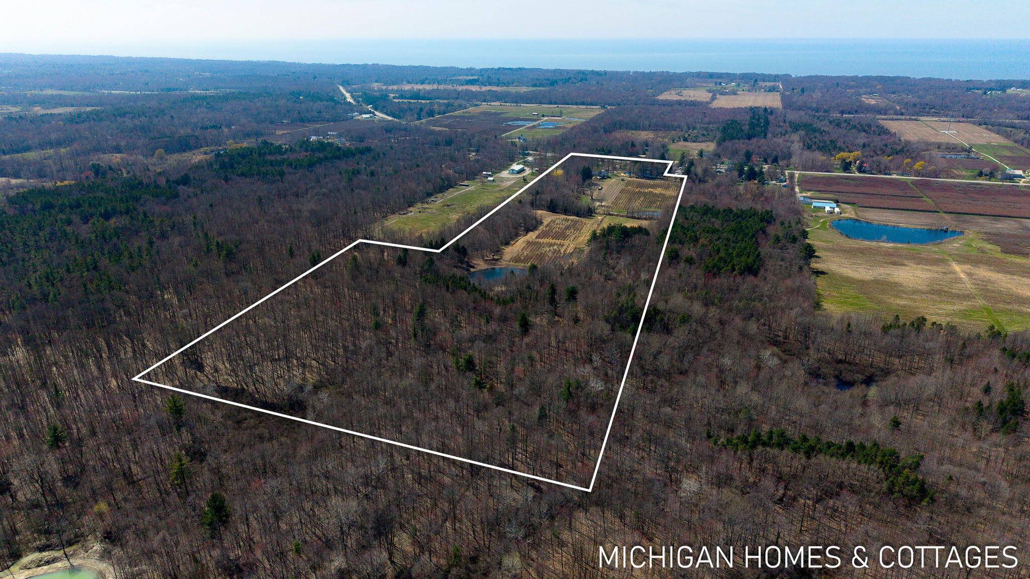 1661 68th ST, Ganges Twp, MI 49408