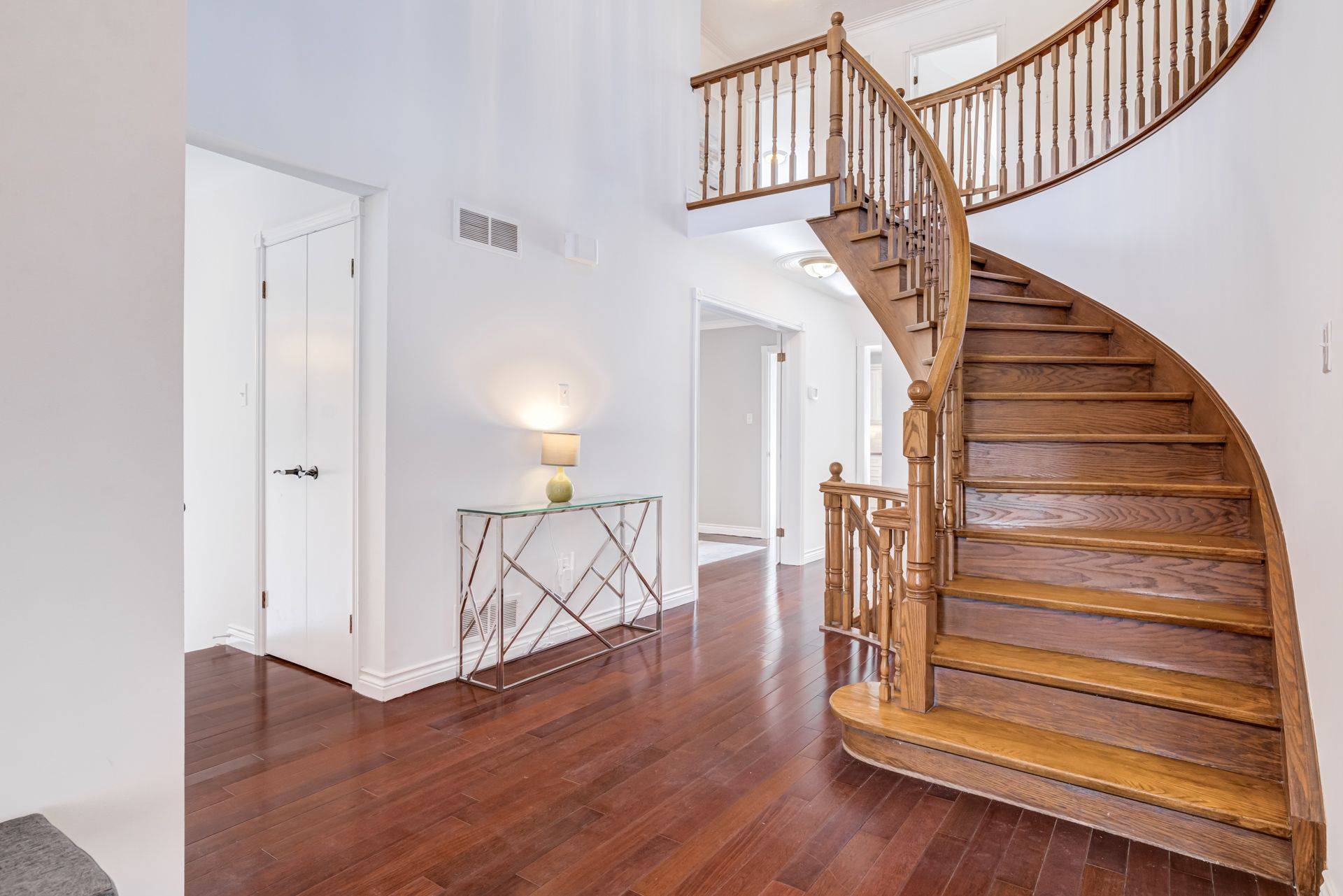 81 Garden AVE, Richmond Hill, ON L4C 6L6