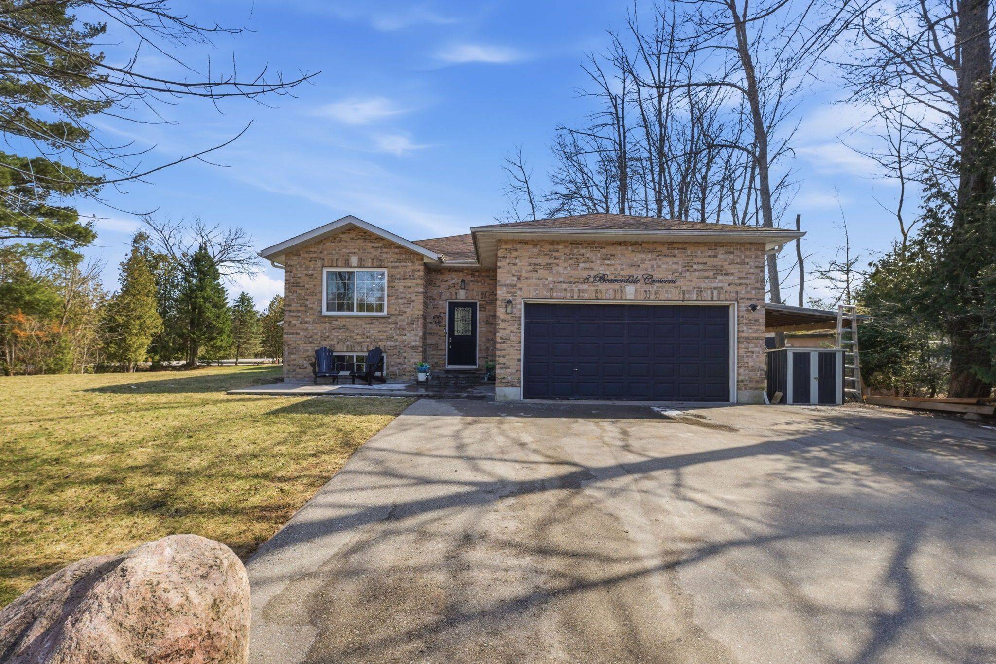 8 Beaverdale CRES, Georgina, ON L0E 1N0