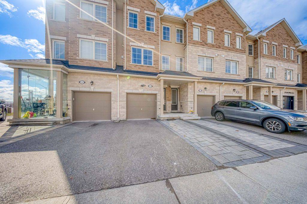 33 Karl Williams LN, Markham, ON L3S 0C7