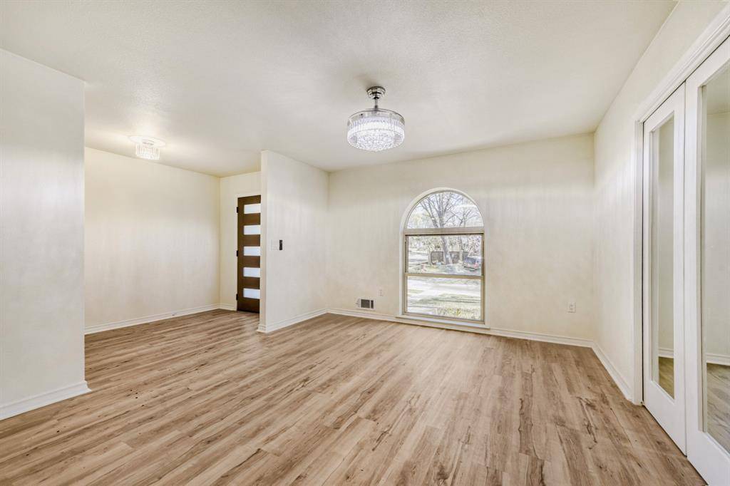 13123 Roaring Springs Lane, Dallas, TX 75240