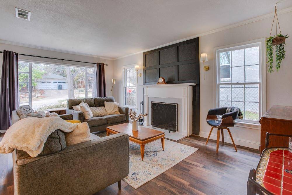 326 Vermont Avenue, Dallas, TX 75216