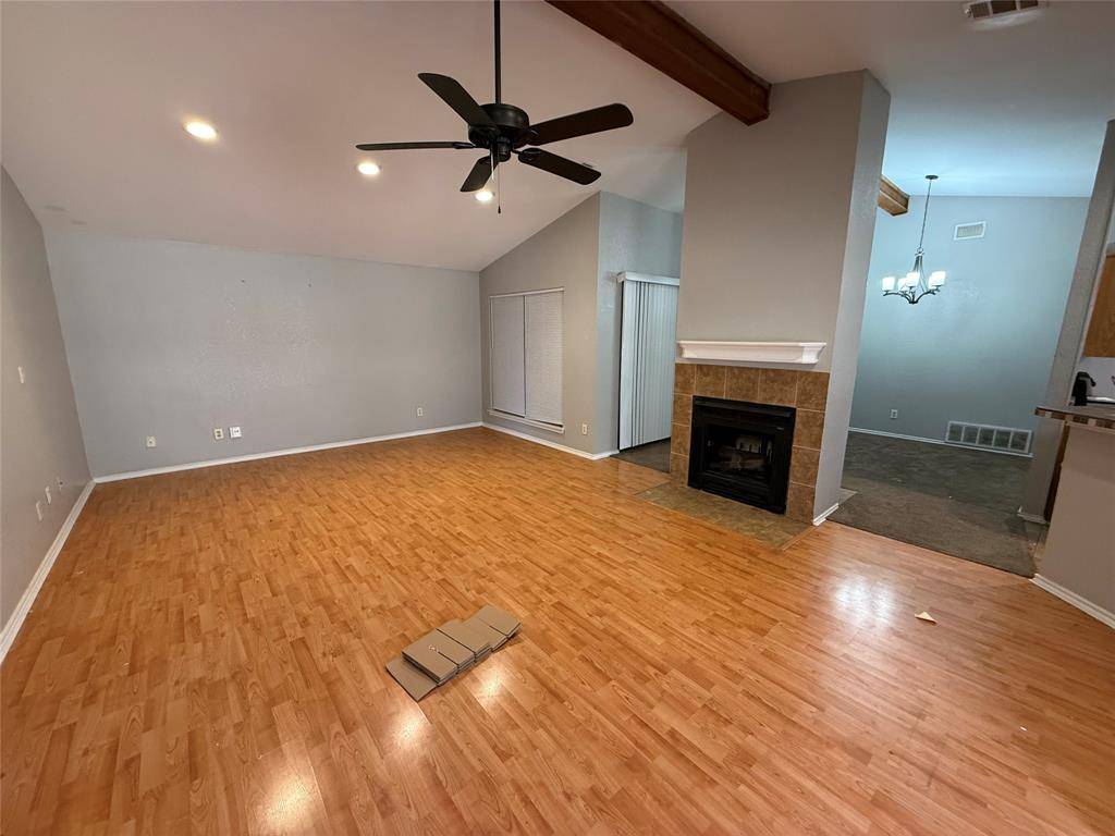 1109 Hemlock Drive, Desoto, TX 75115