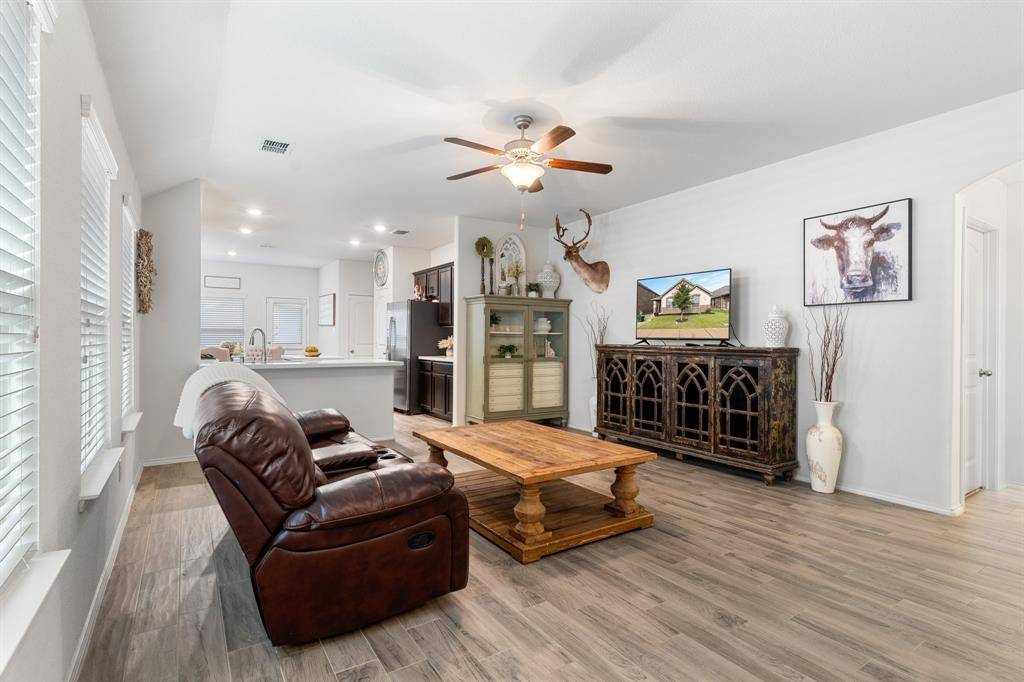 1490 Alamandine Avenue, Cross Roads, TX 76227