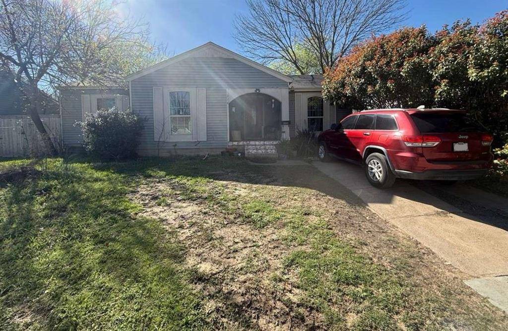 914 Tamara Lane, Grand Prairie, TX 75051