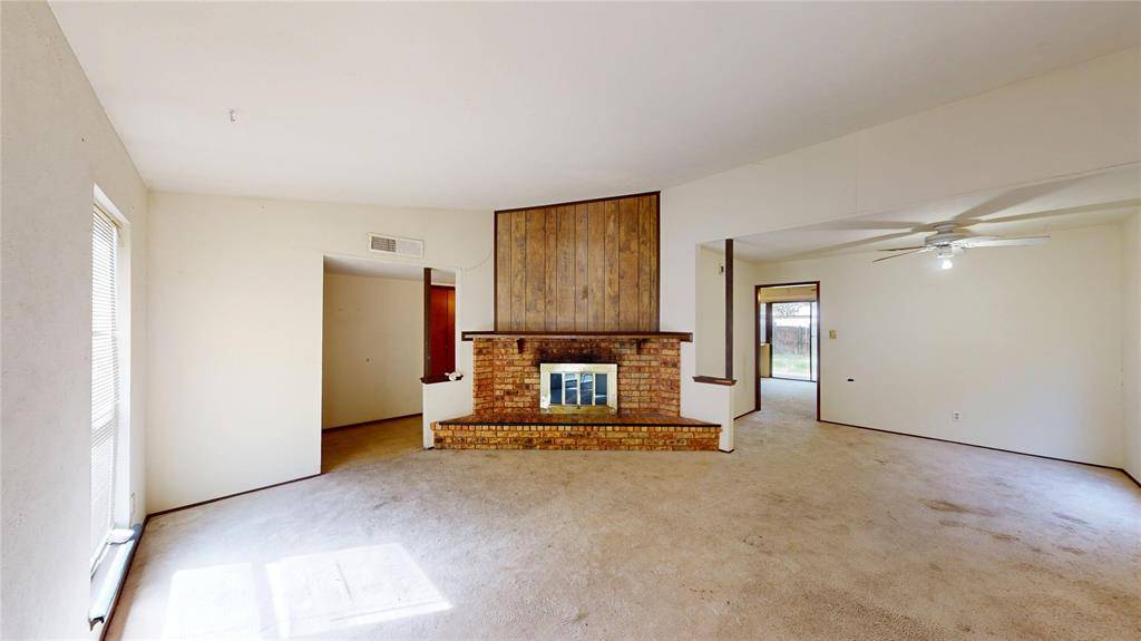 3045 Villa Sur Trail, Dallas, TX 75228