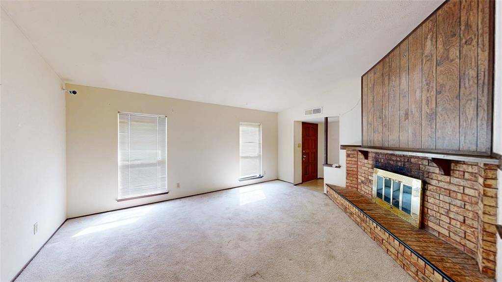 3045 Villa Sur Trail, Dallas, TX 75228