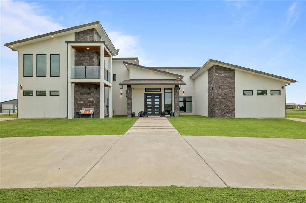 1595 Bledsoe Road, Gunter, TX 75058