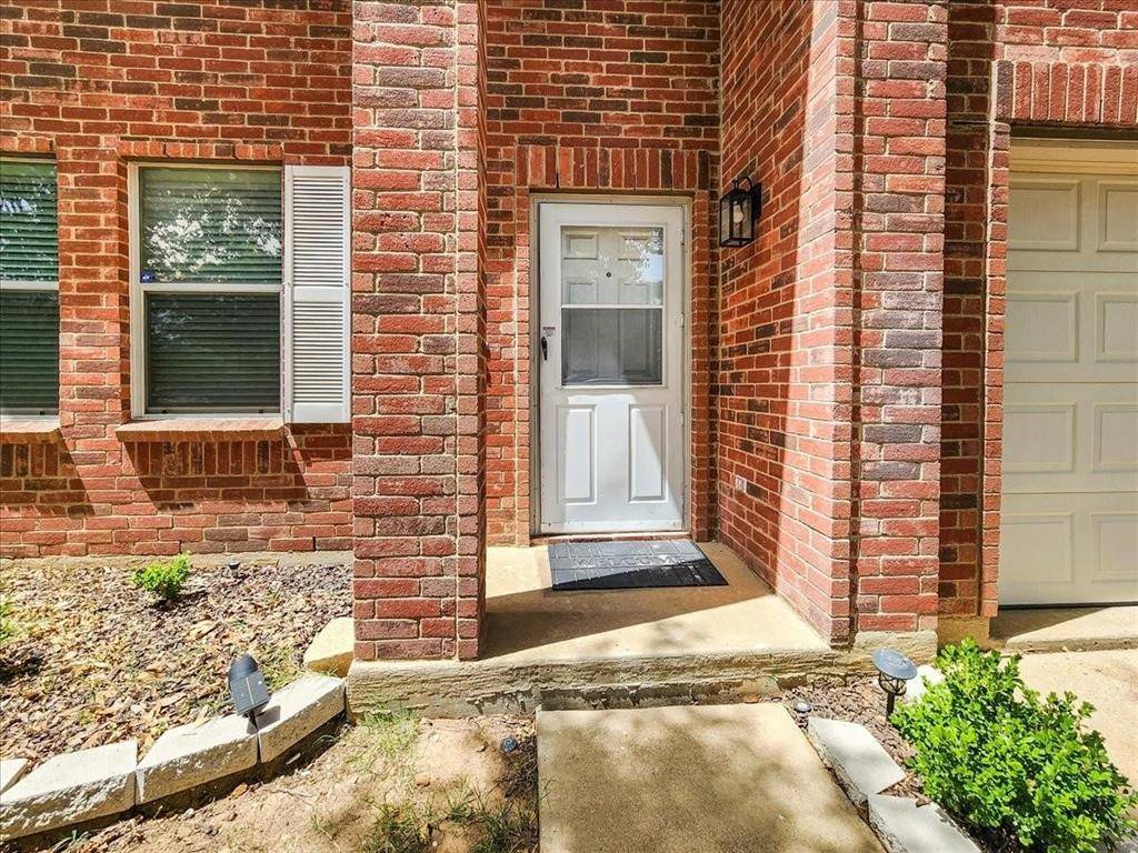 601 Jagera Way, Arlington, TX 76002