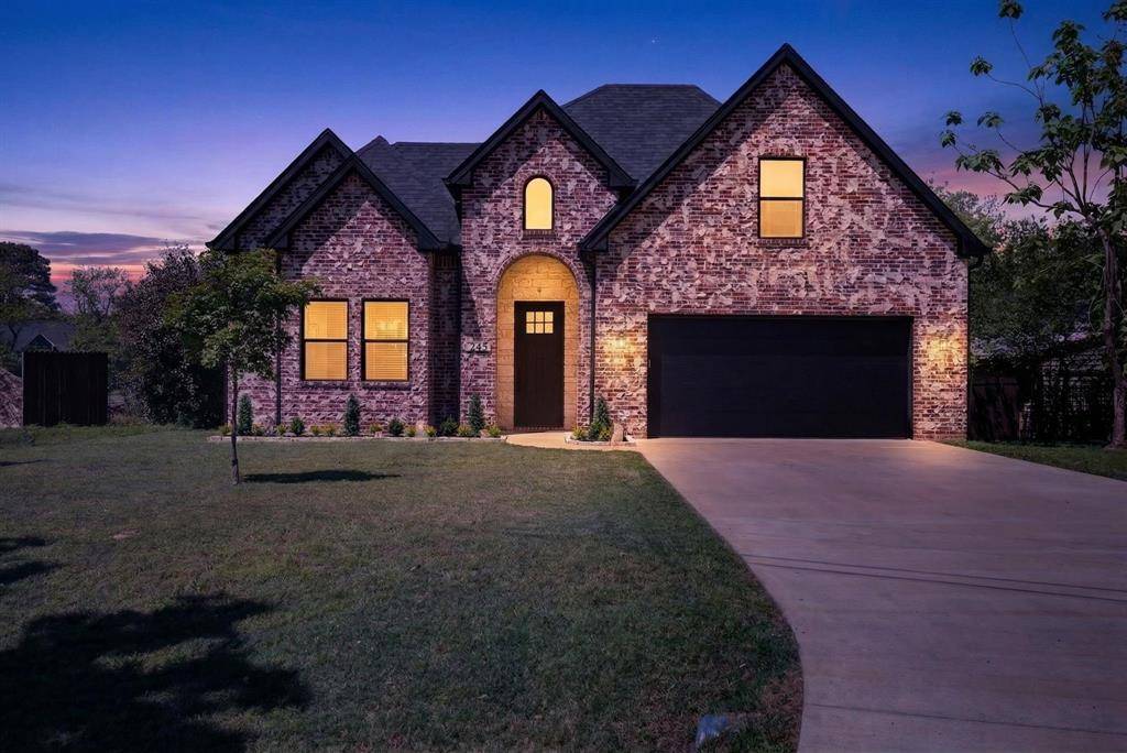 245 Autumn Wood Trail, Gun Barrel City, TX 75156