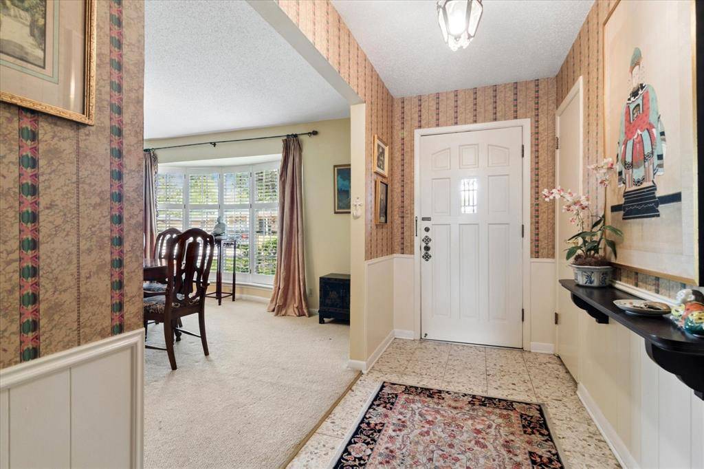 3302 Peachtree Lane, Pantego, TX 76013