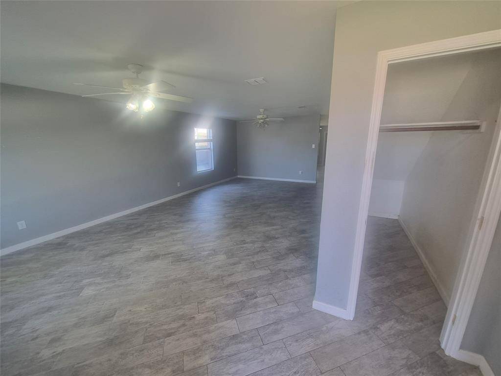 4209 Gray Fox Drive, Fort Worth, TX 76123