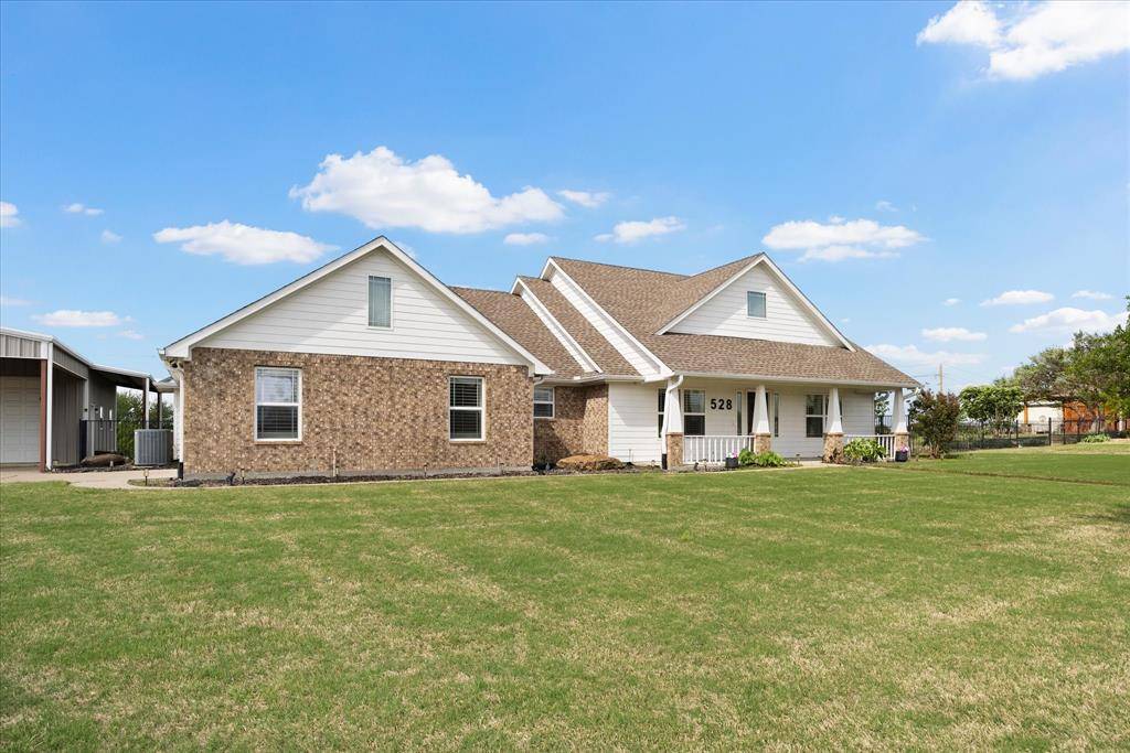 528 Hubbard Circle, Nevada, TX 75173