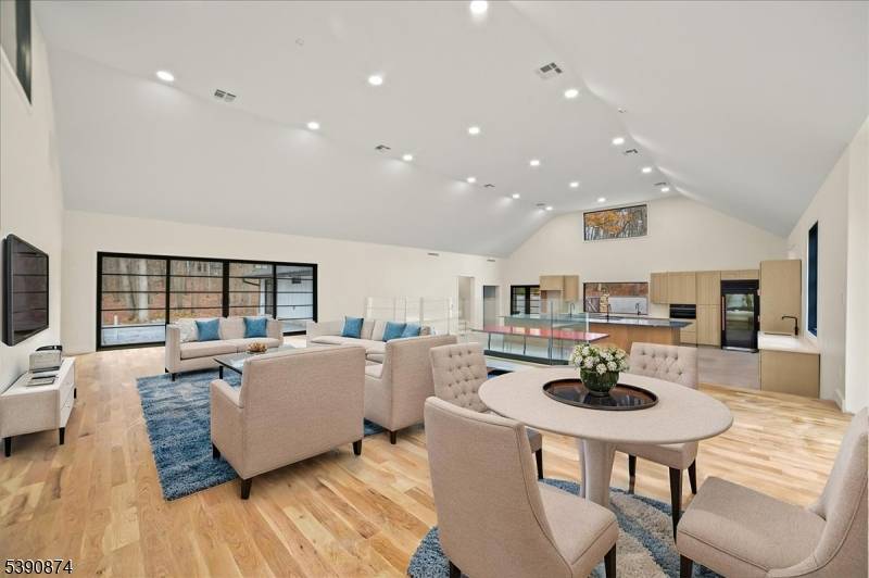 136-2 Mount Harmony Rd, Bernardsville Boro, NJ 07924