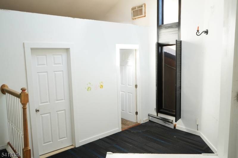 85 Roosevelt Ave, Butler Boro, NJ 07405