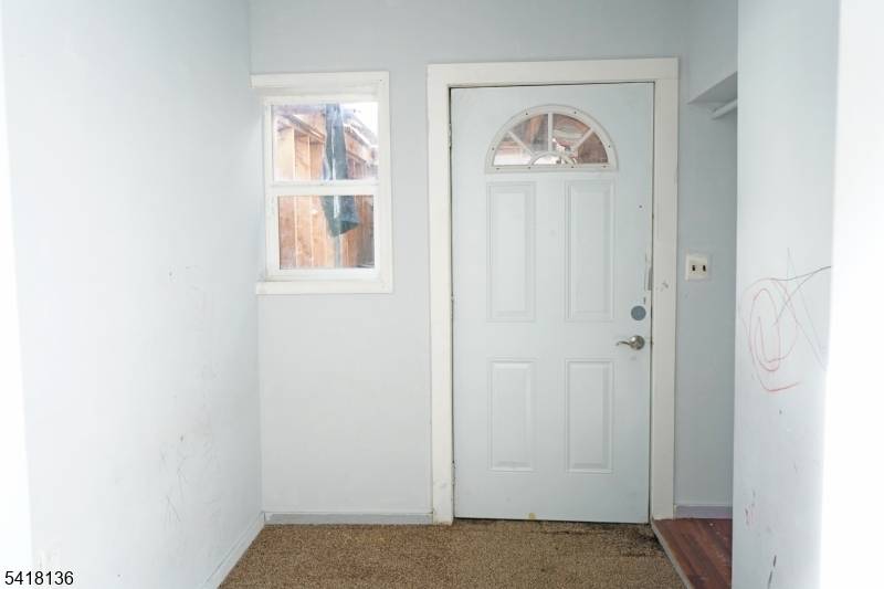 85 Roosevelt Ave, Butler Boro, NJ 07405