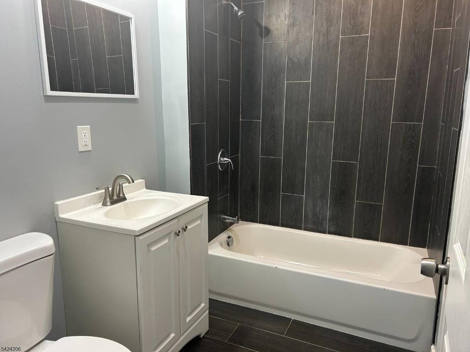 194 Wainwright St #1, Newark City, NJ 07112