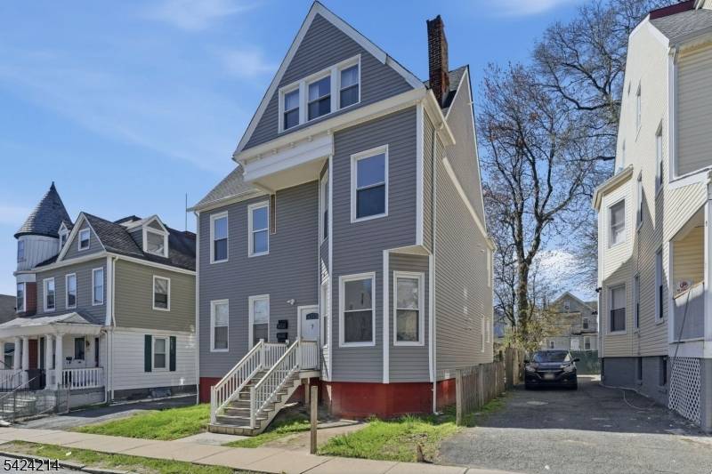 7 Prospect Ter, East Orange City, NJ 07017