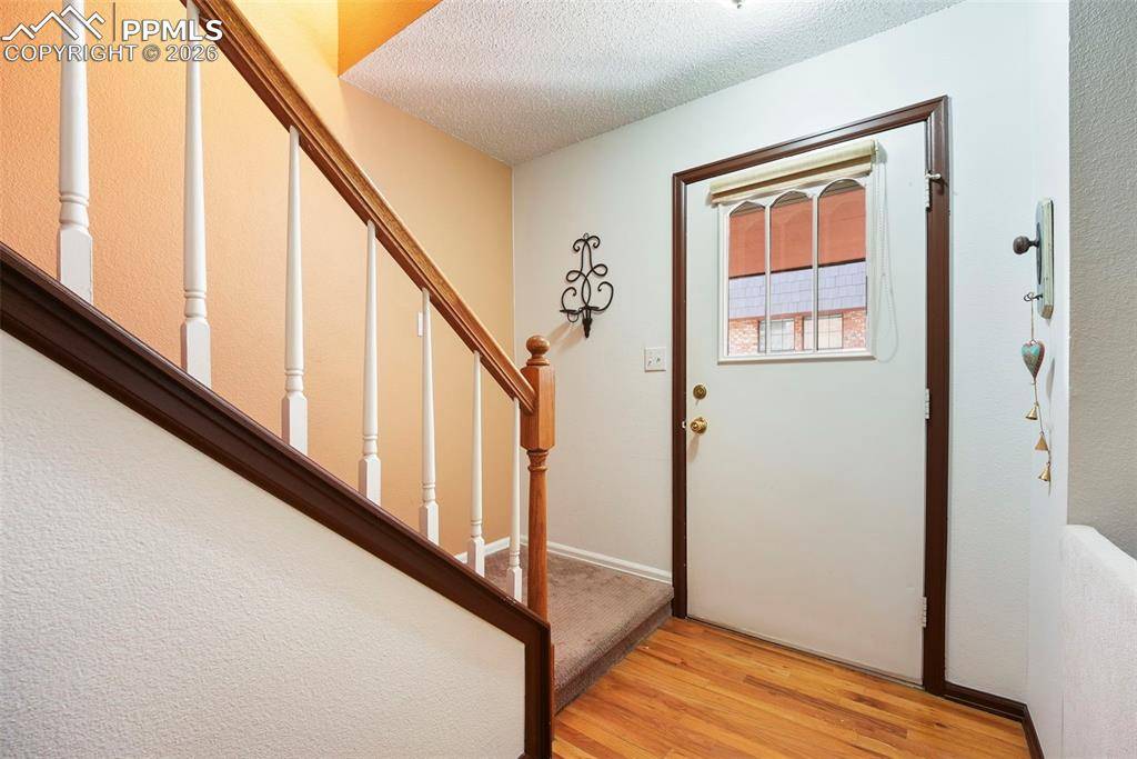 2083 Sussex LN, Colorado Springs, CO 80909