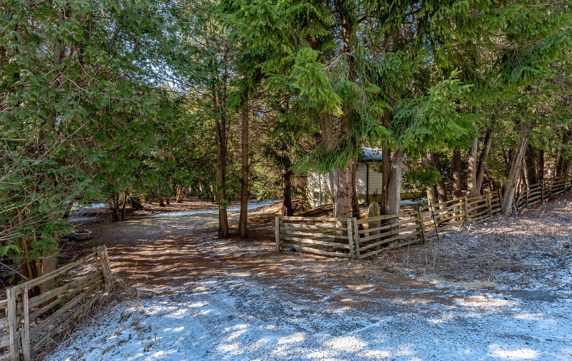 2653 Herald RD, East Gwillimbury, ON L0G 1V0