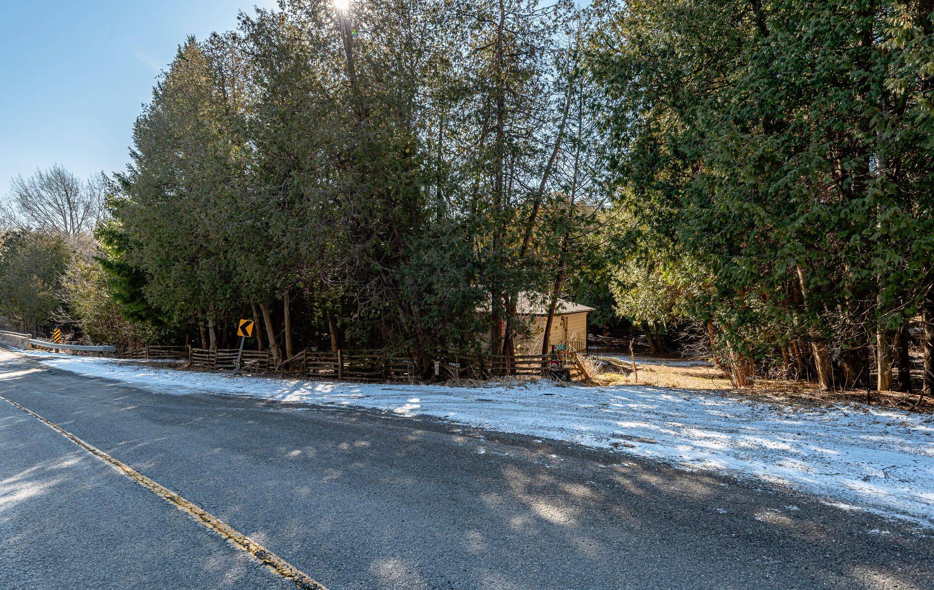 2653 Herald RD, East Gwillimbury, ON L0G 1V0