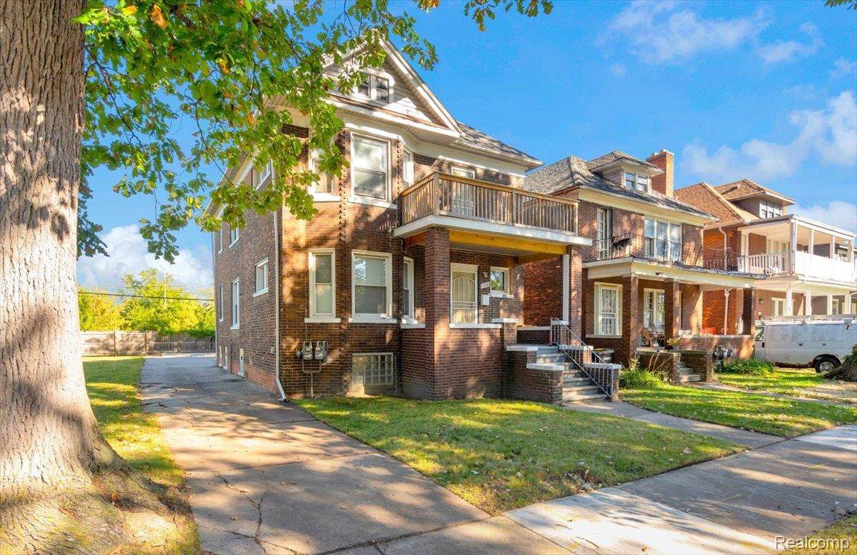 1202 Lawrence ST, Detroit, MI 48202