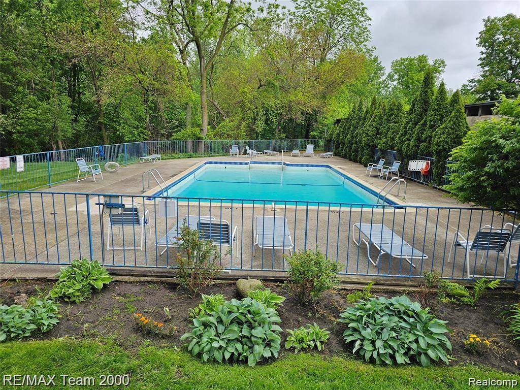 22700 Garrison ST #709, Dearborn, MI 48124