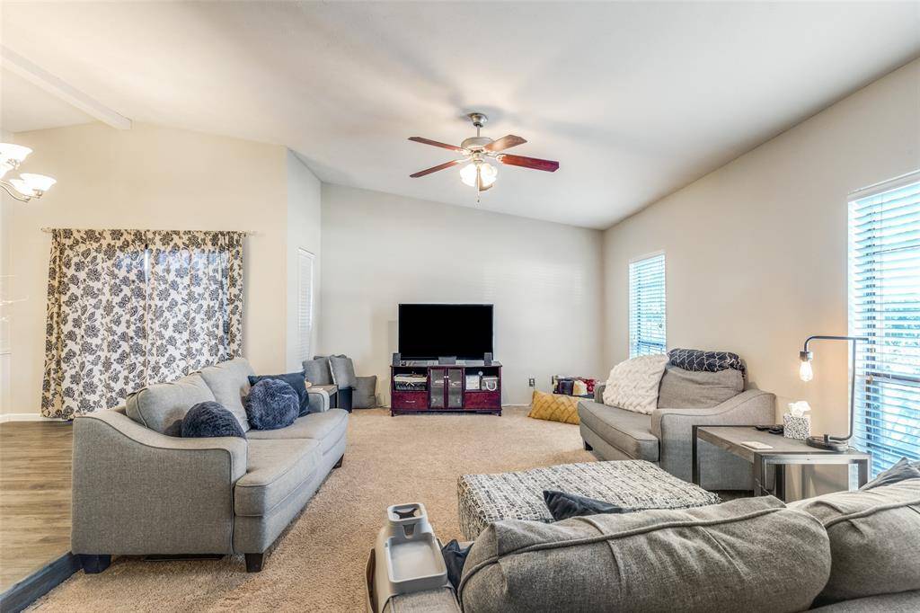 2038 Christie Lane, Carrollton, TX 75007