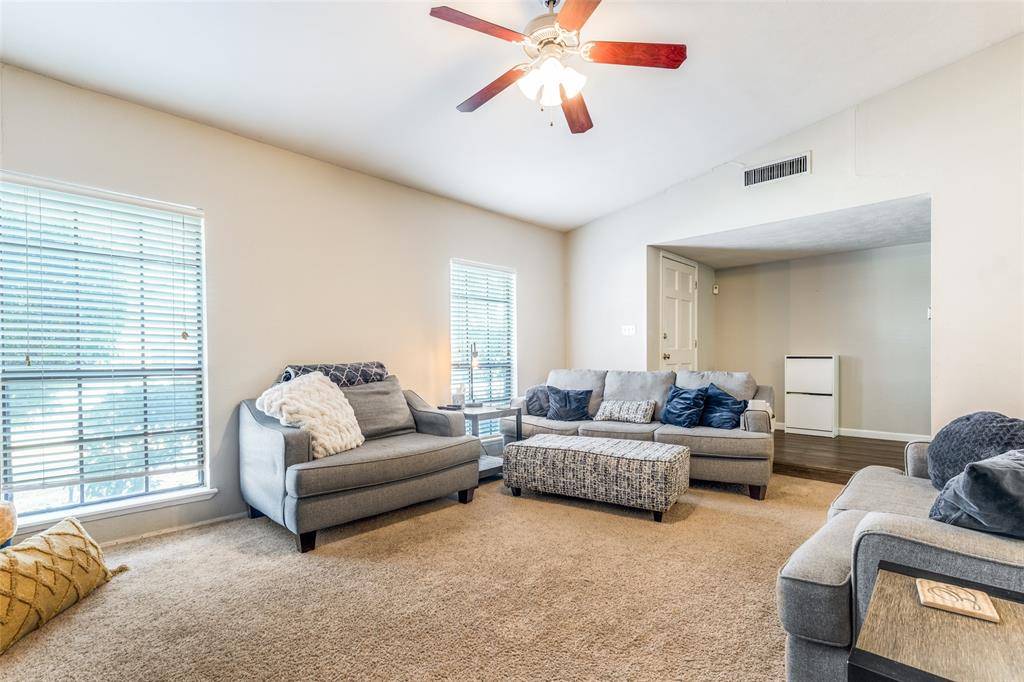 2038 Christie Lane, Carrollton, TX 75007