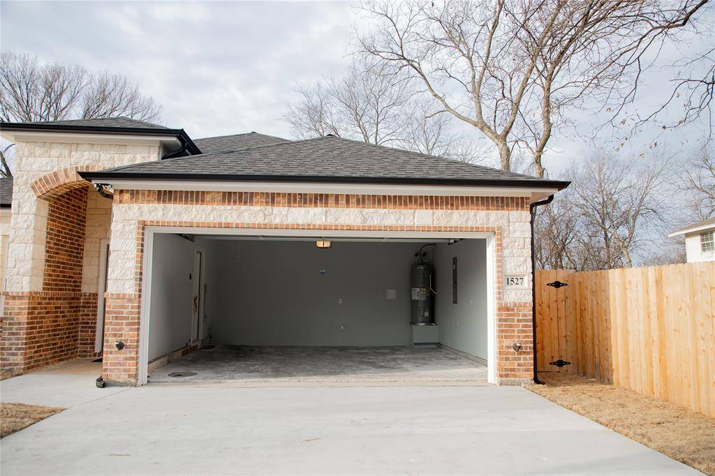 1527 Caldwell Avenue, Dallas, TX 75223