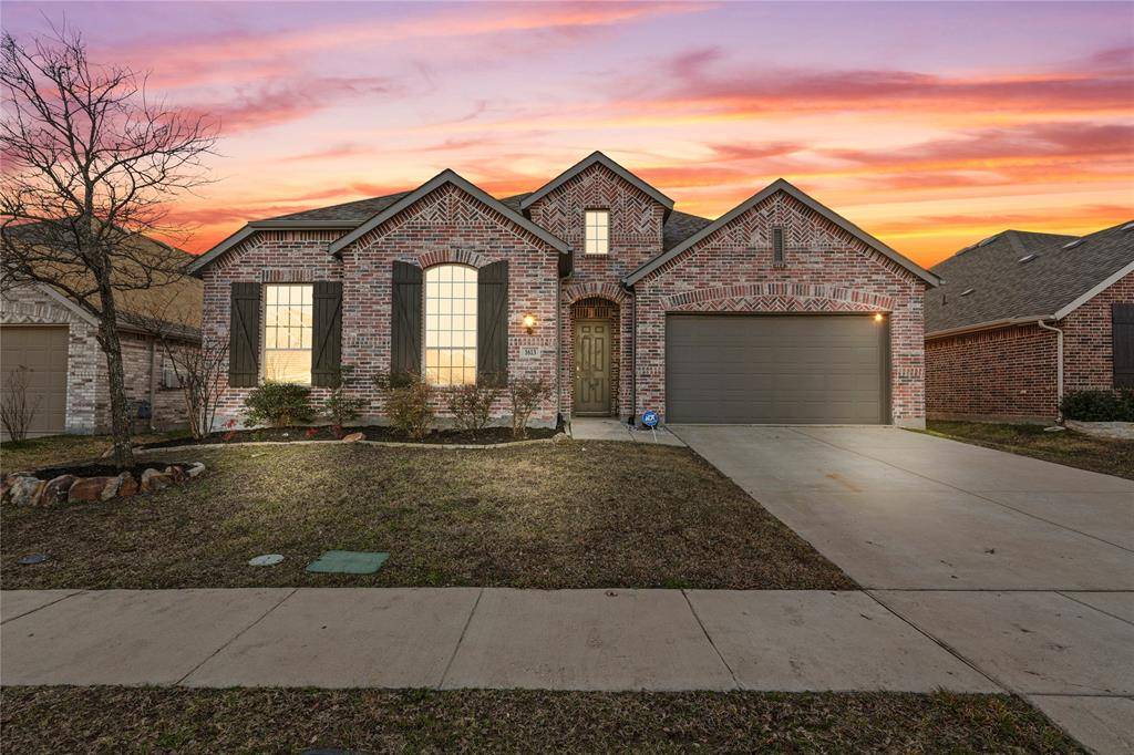 1613 Yellowstone Drive, Forney, TX 75126