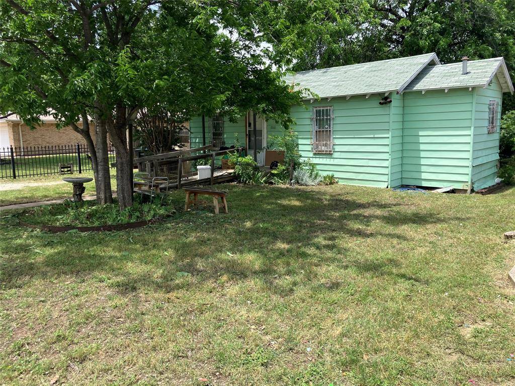 5930 Bonnell Avenue, Fort Worth, TX 76107