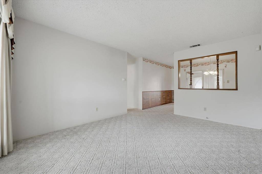 2341 Lagoon Drive, Mesquite, TX 75150