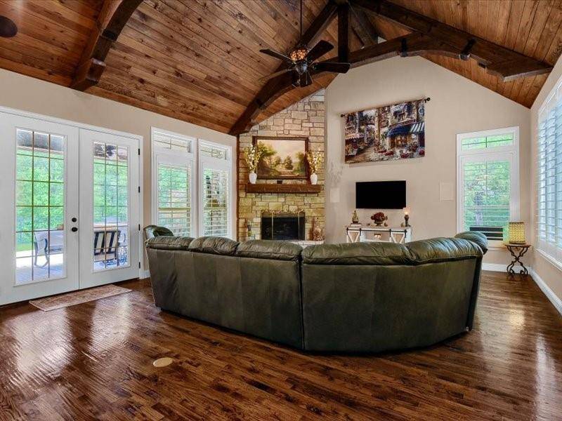 360 Dublin Circle, Gordonville, TX 76245