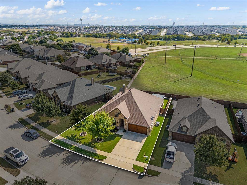 265 Hilltop Drive, Justin, TX 76247