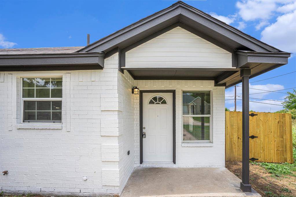 2200 Brookes Street #A, Fort Worth, TX 76105