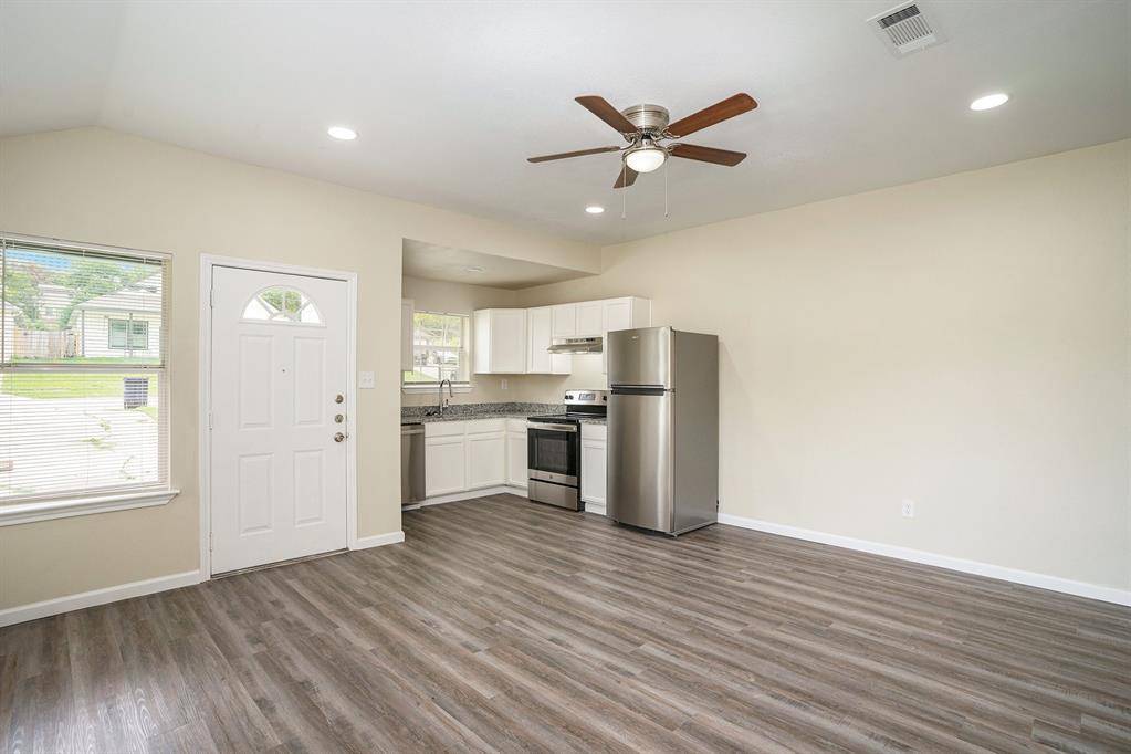 2200 Brookes Street #A, Fort Worth, TX 76105