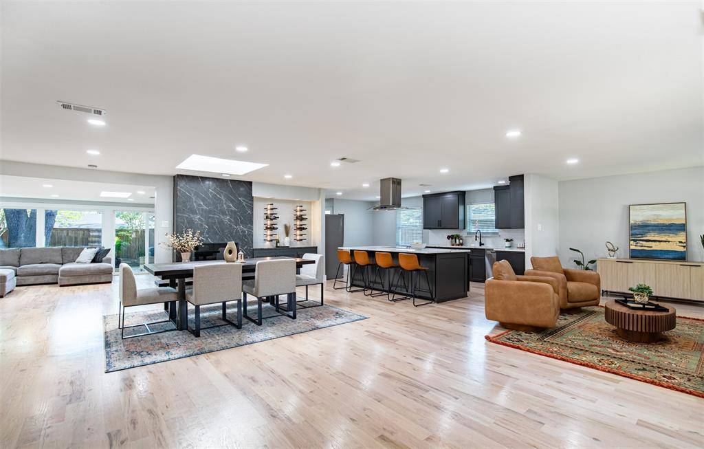 3368 Merrell Road, Dallas, TX 75229